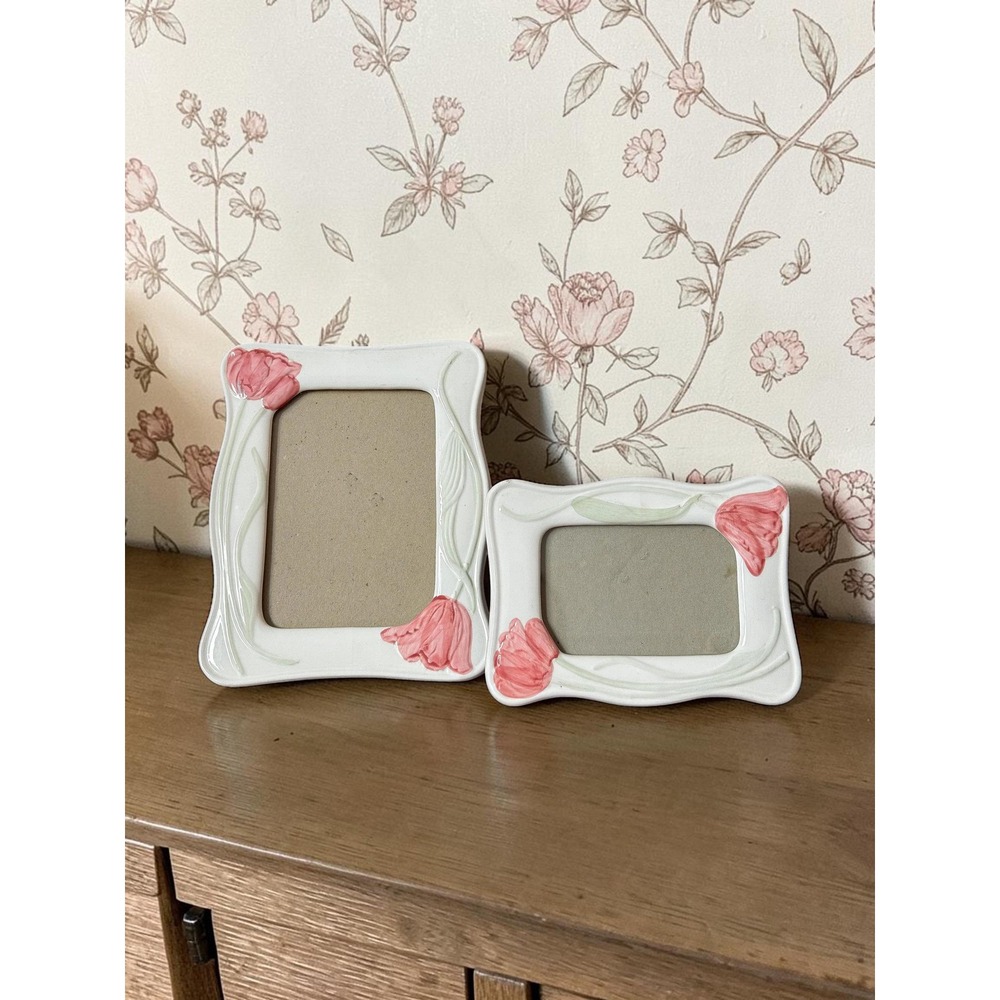 Set of 2 - Vintage Ceramic Floral Tulip Picture Frames - 5" x 7" Photo Frames